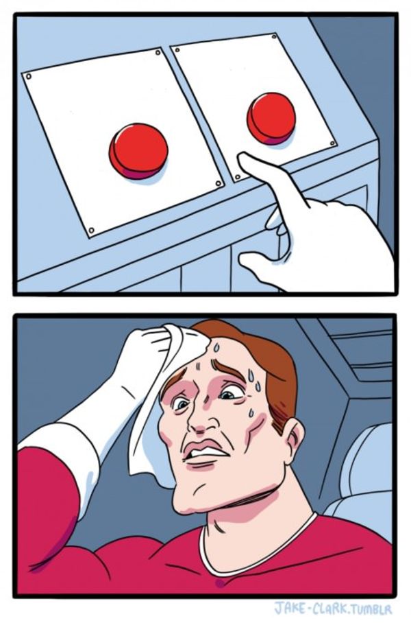 Two Buttons meme about Nécessaire